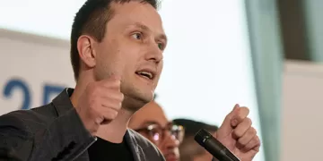 Greenland PM rebuffs Trump amid NATO tension