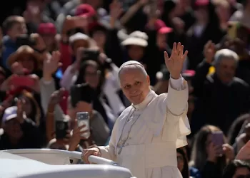 US Catholics back Pope Leo; Trump support slips