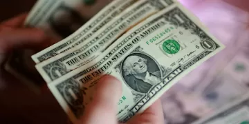Ceasefire sends dollar on weekly drop