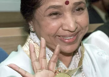 Indian singer Asha Bhosle dies