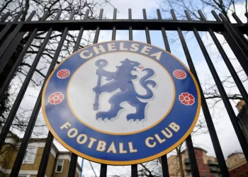 Chelsea posts Premier League record £262m pre-tax loss 
