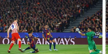 Atletico stuns 10-man Barca at Camp Nou 1 - Egyptian Gazette Atletico stuns 10-man Barca at Camp Nou