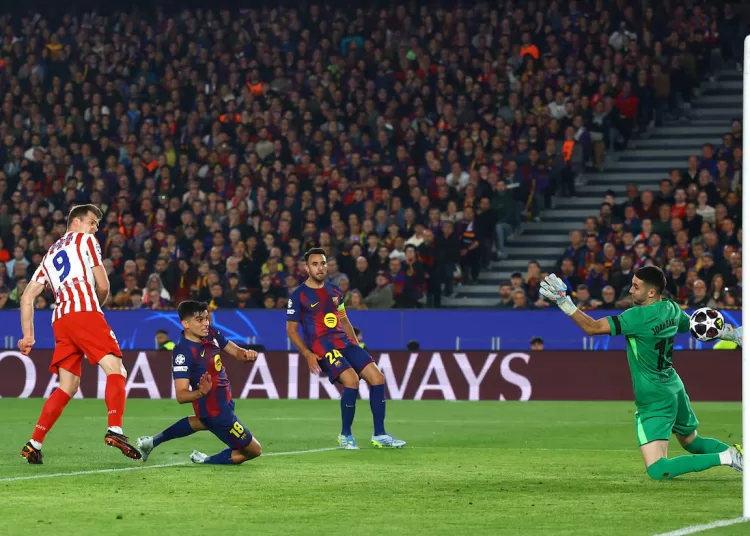 Atletico stuns 10-man Barca at Camp Nou 13 - Egyptian Gazette Atletico stuns 10-man Barca at Camp Nou 12 - Egyptian Gazette