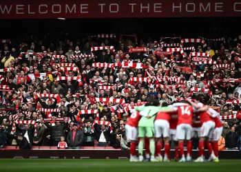 Arsenal faces must-win clash with Newcastle