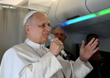Pope says will continue to speak out against war after Trump attack