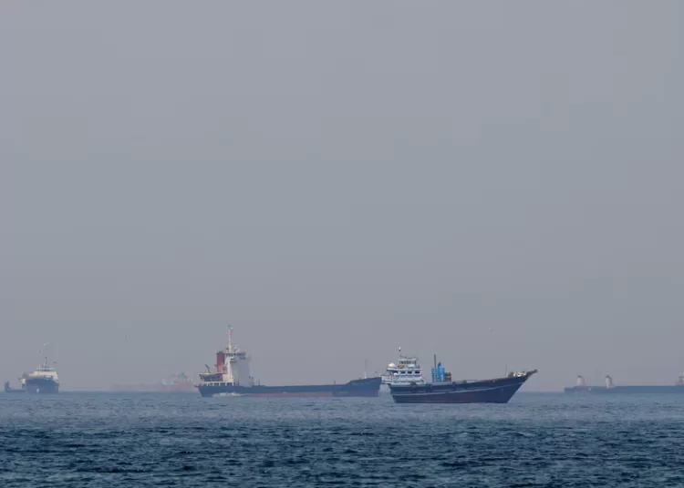 Shipping traffic through Hormuz still largely halted 12 - Egyptian Gazette