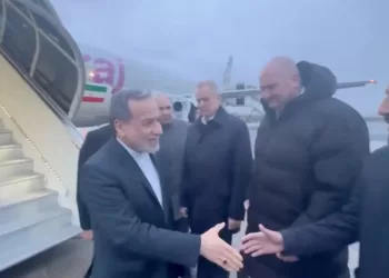 Iranian FM heads to Russia, Trump says ‘call us’ to negotiate
