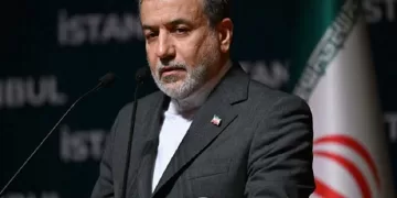 Iran’s FM leaves Pakistan after brief visit