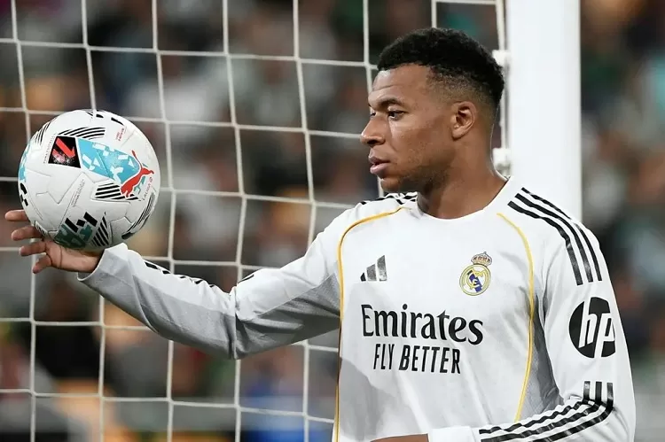Mbappe in doubt for Clasico 10 - Egyptian Gazette