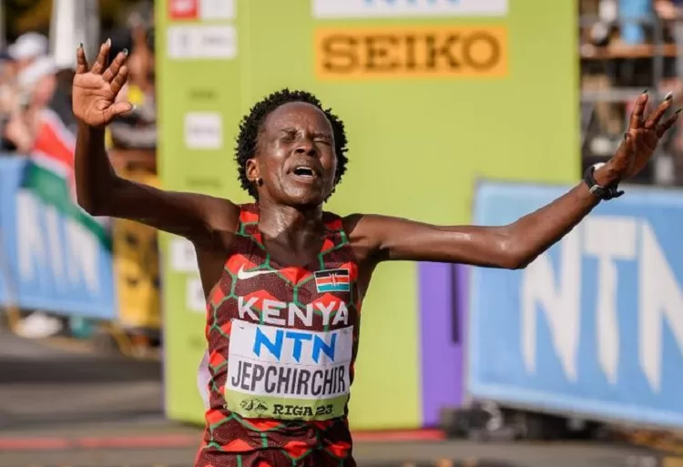 World champ misses London Marathon 13 - Egyptian Gazette