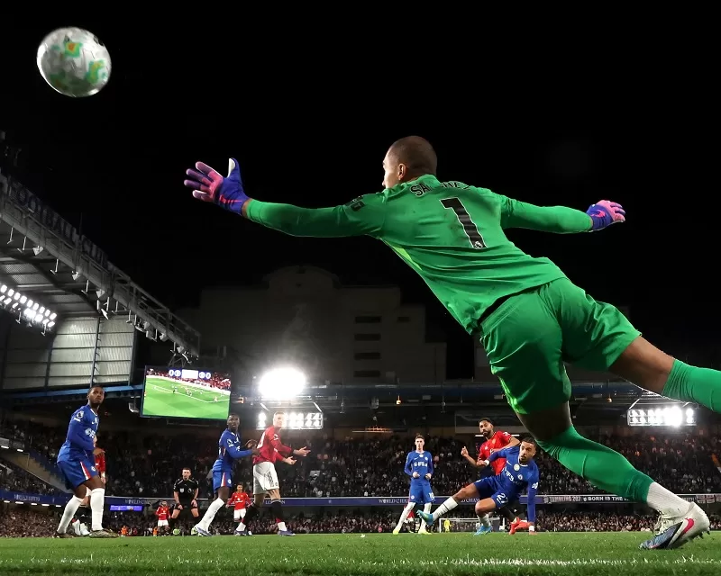 Man Utd edges Chelsea in EPL 15 - Egyptian Gazette