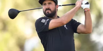 Mark leads Valero Open