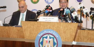 Egypt says acting swiftly on economic challenges