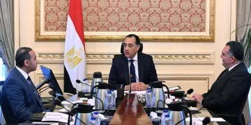 PM urges faster reforms to boost capital market