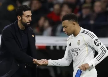 Real Madrid’s Arbeloa defends Mbappe