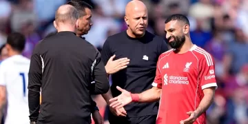 Liverpool edges toward Champions League