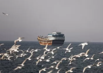 Strait of Hormuz, Iran, US