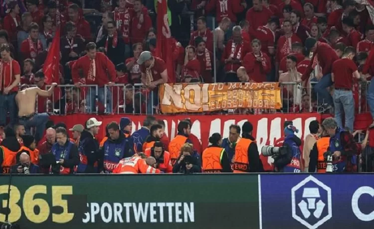 UEFA probes photographer injuries 13 - Egyptian Gazette