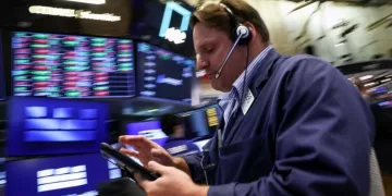 Wall Street, stocks, Iran