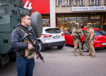 Ukrainian police kill gunman after deadly supermarket hostage incident