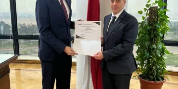 Head of Civil Aviation Authority honours ICAO regional expert in Cairo
