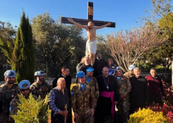 Italians restore Jesus statue after Israeli strike in Lebanon