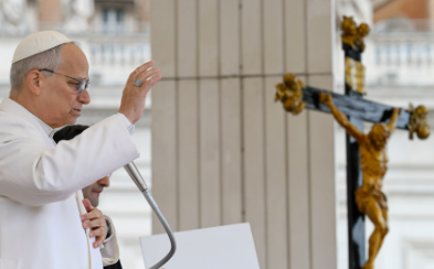 Pope Leo sees ‘sign of hope’ for peace in Mideast