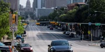 Tesla, Europe, Dutch