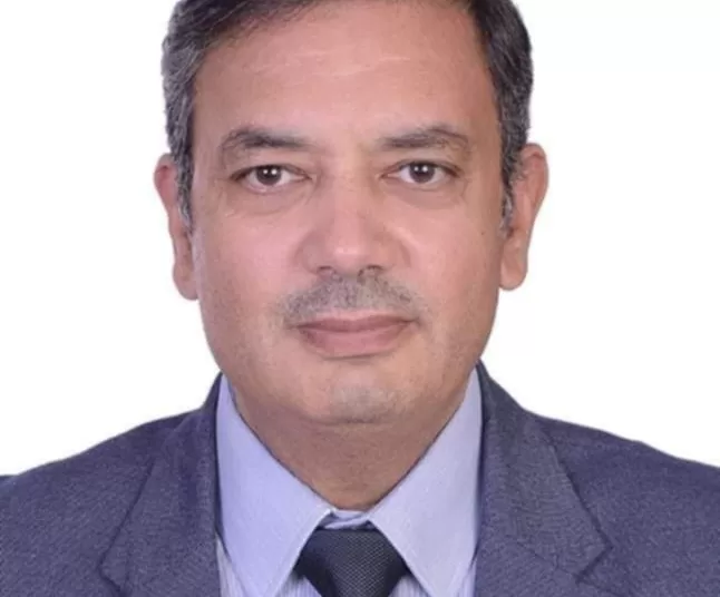 Dr Ayman Salah