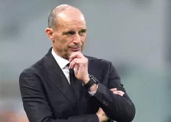 Milan sacks Allegri after UCL flop