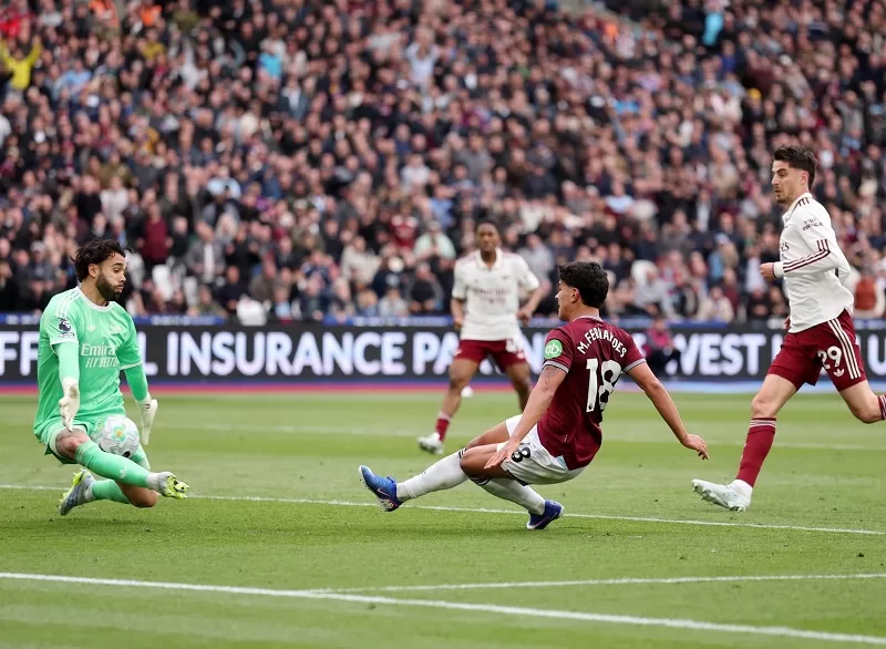 Arsenal closes in on EPL glory 16 - Egyptian Gazette
