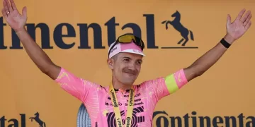 Carapaz skips Giro for Tour