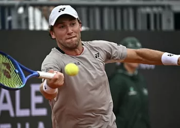 Ruud reaches Italian Open quarters