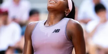 Gauff crashes out of French Open