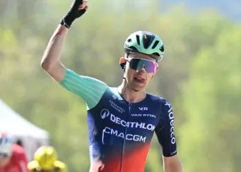 Teen cycling star to race Tour