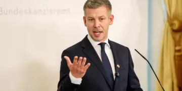 Hungary PM Magyar sees deal next week on releasing EU funds 1 - Egyptian Gazette Hungary PM Magyar sees deal next week on releasing EU funds
