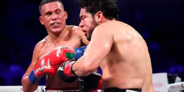 David claims WBA, WBO titles