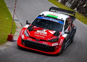 Evans leads Japan rally opener