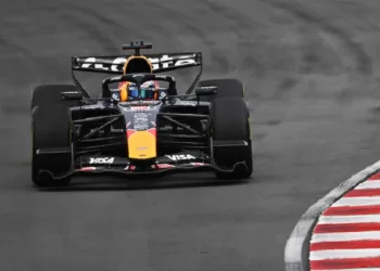 F1 faces pressure over regulation overhaul