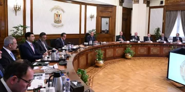 PM reviews plans for expanding Universal Health Insurance nationwide
