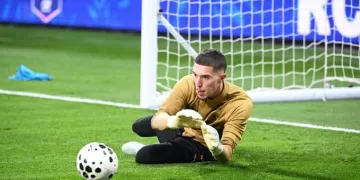 New keeper in France W. Cup squad