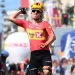 Dversnes powers to Giro win