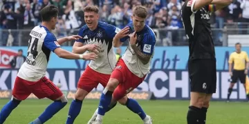 Hamburg sinks Freiburg in Bundesliga