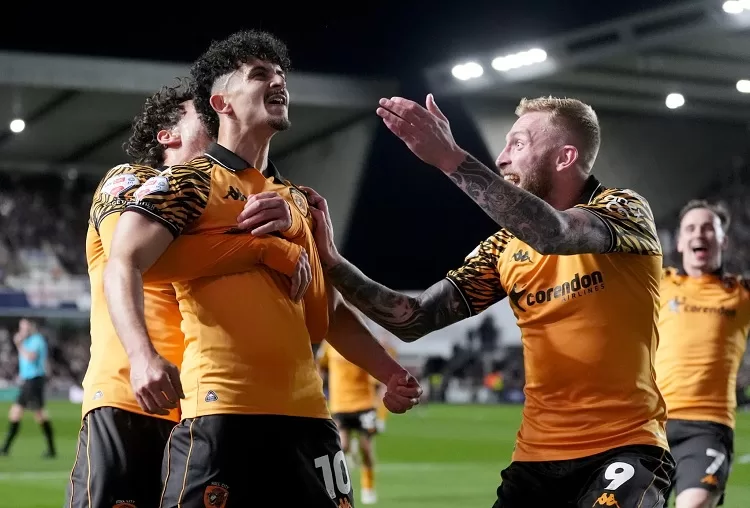 Hull edges nearer to Premier League 11 - Egyptian Gazette Hull edges nearer to Premier League 10 - Egyptian Gazette