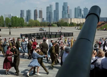 Russia declares ceasefire to mark WWII anniversary