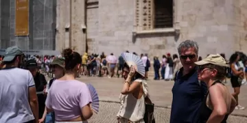 Italy on alert as France, Portugal hit record May heat