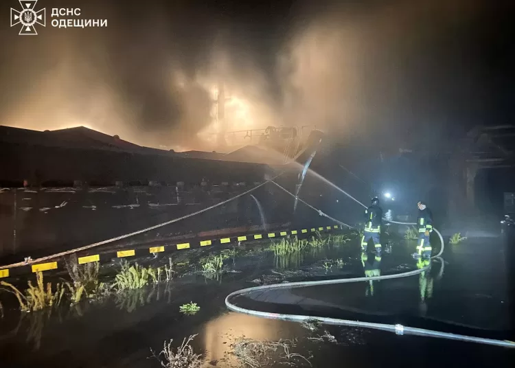 Russia intensifies drone attacks on ports - Ukraine 12 - Egyptian Gazette