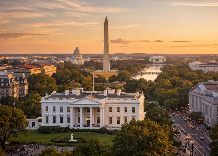 Shooting near Washington Monument prompts lockdown at White House 12 - Egyptian Gazette