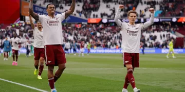 Title door wide open for Arsenal, but no time for a stumble