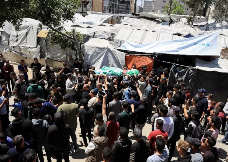 Hamas official: Military chief has died 11 - Egyptian Gazette
